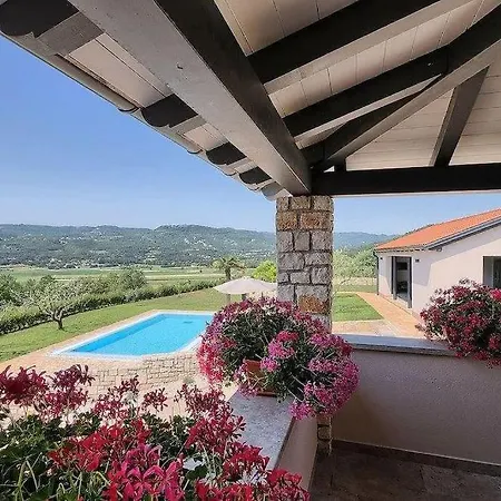 Analucija I By Istrialux Villa *