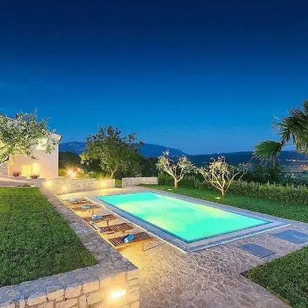 Villa Analucija I By Istrialux Potpićan