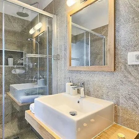 Analucija I By Istrialux *